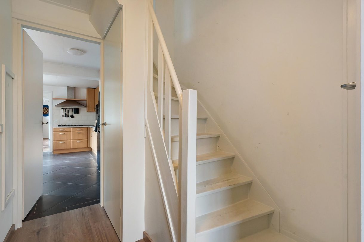 Te koop: Foto Woonhuis aan de Burg. van Veenlaan 8 in Nijeveen