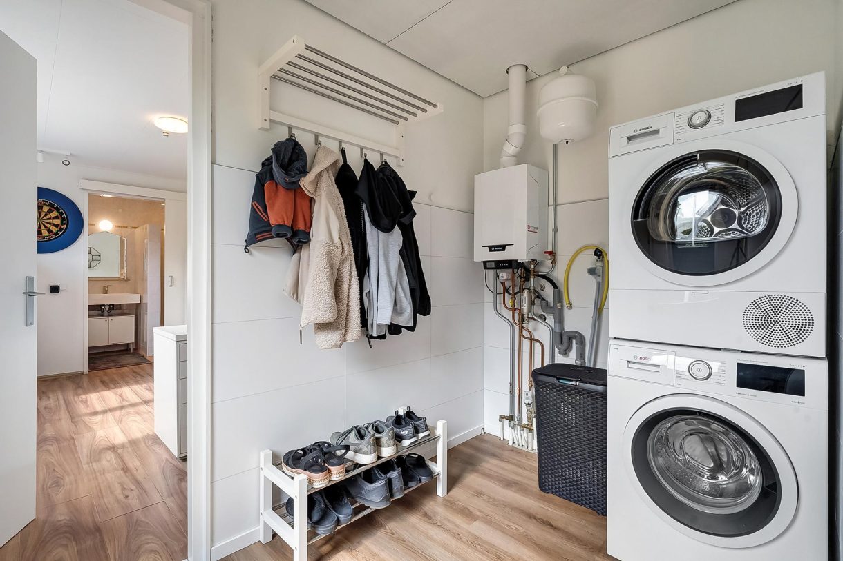 Te koop: Foto Woonhuis aan de Burg. van Veenlaan 8 in Nijeveen