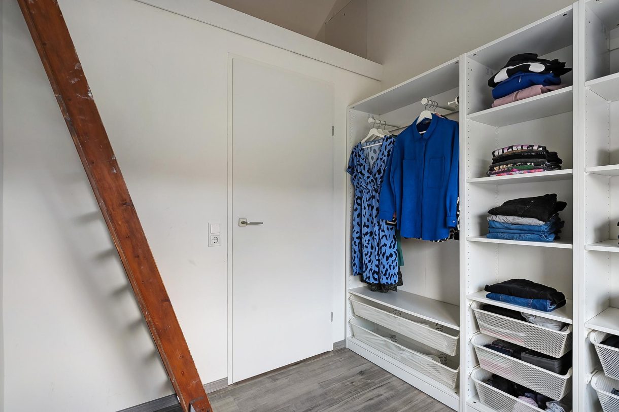 Te koop: Foto Woonhuis aan de Burg. van Veenlaan 8 in Nijeveen