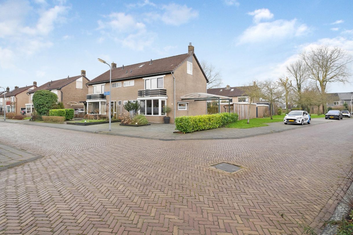 Te koop: Foto Woonhuis aan de Otto Eerelmanstraat 19 in Meppel