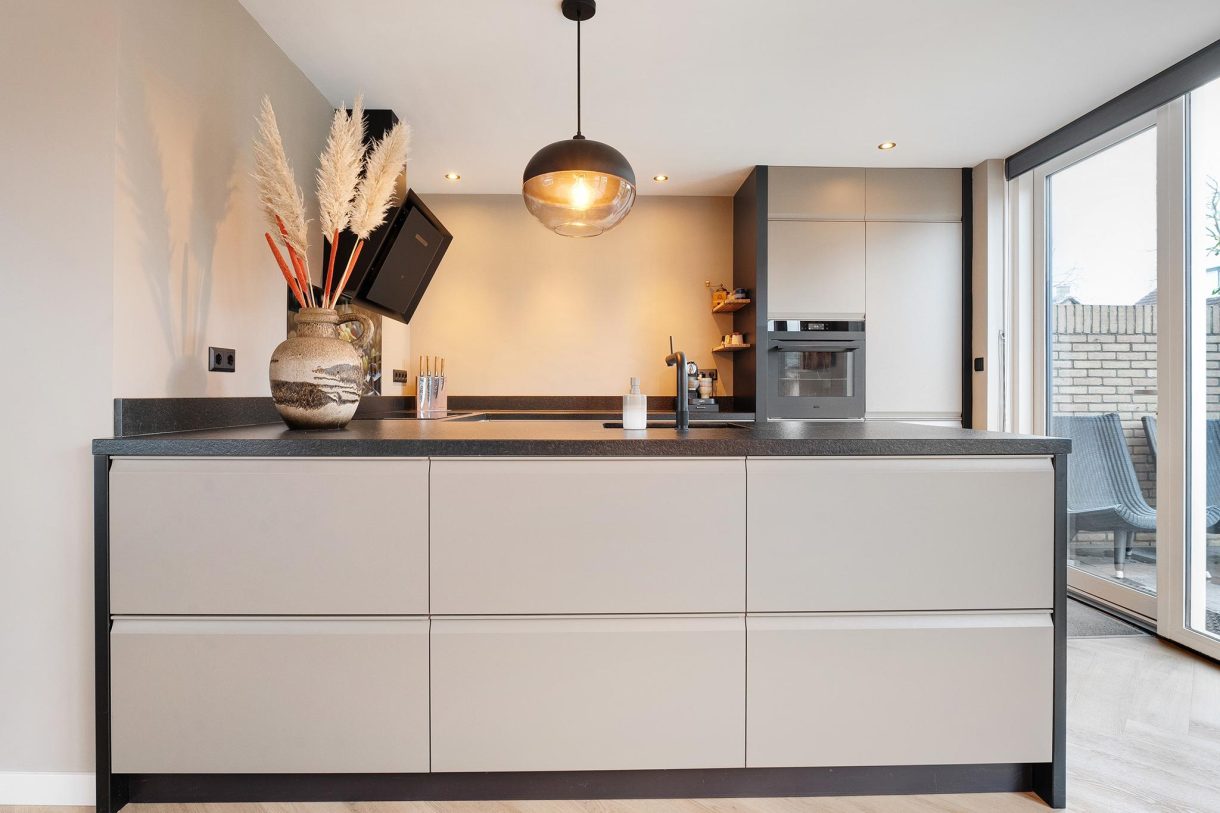 Te koop: Foto Woonhuis aan de Otto Eerelmanstraat 19 in Meppel
