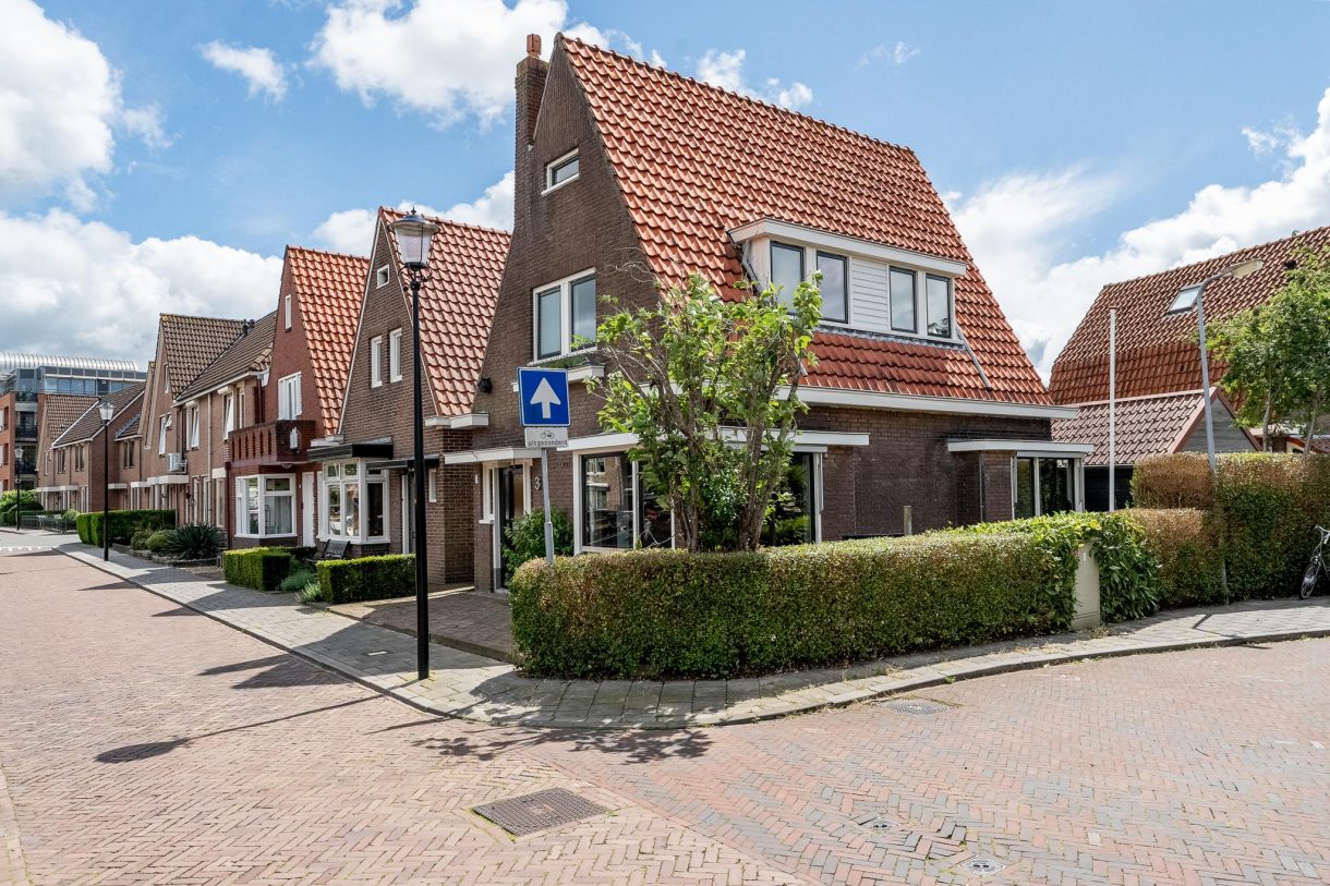Te koop: Foto Woonhuis aan de Mr. Harm Smeengekade 3 in Meppel