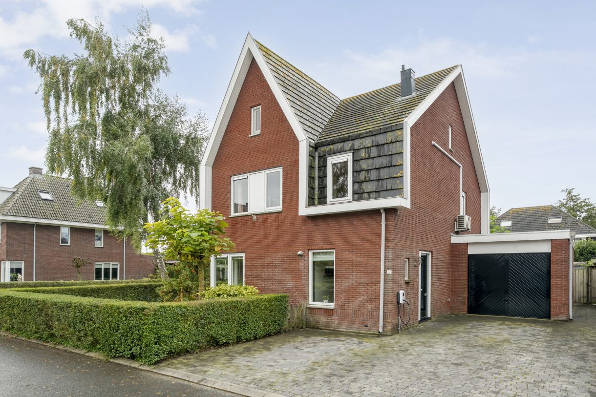 Te koop: Foto Woonhuis aan de Weegbree 17 in Meppel