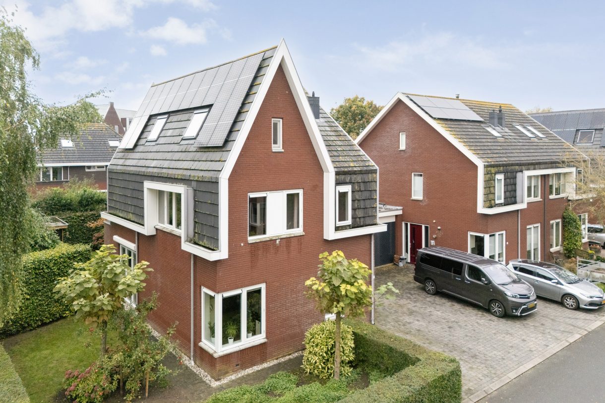 Te koop: Foto Woonhuis aan de Weegbree 17 in Meppel