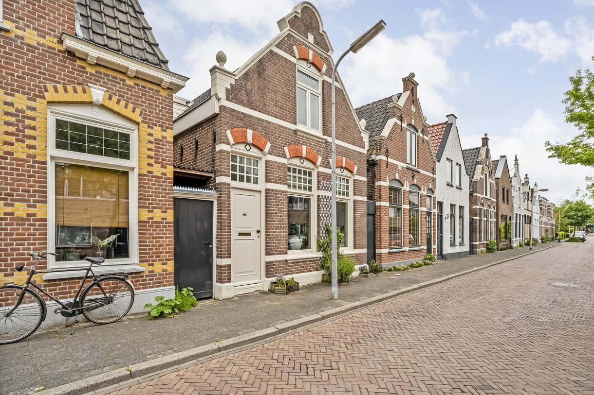 Te koop: Foto Woonhuis aan de Emmastraat 49 in Meppel
