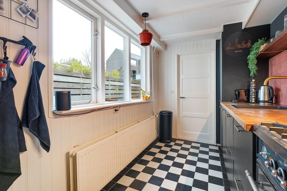 Te koop: Foto Woonhuis aan de Schuttevaerstraat 28 in Meppel