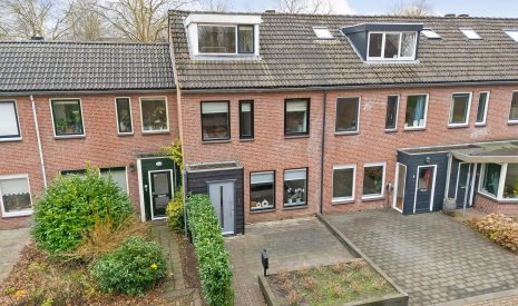 Te koop: Foto Woonhuis aan de L.O.-laan 7 in Meppel