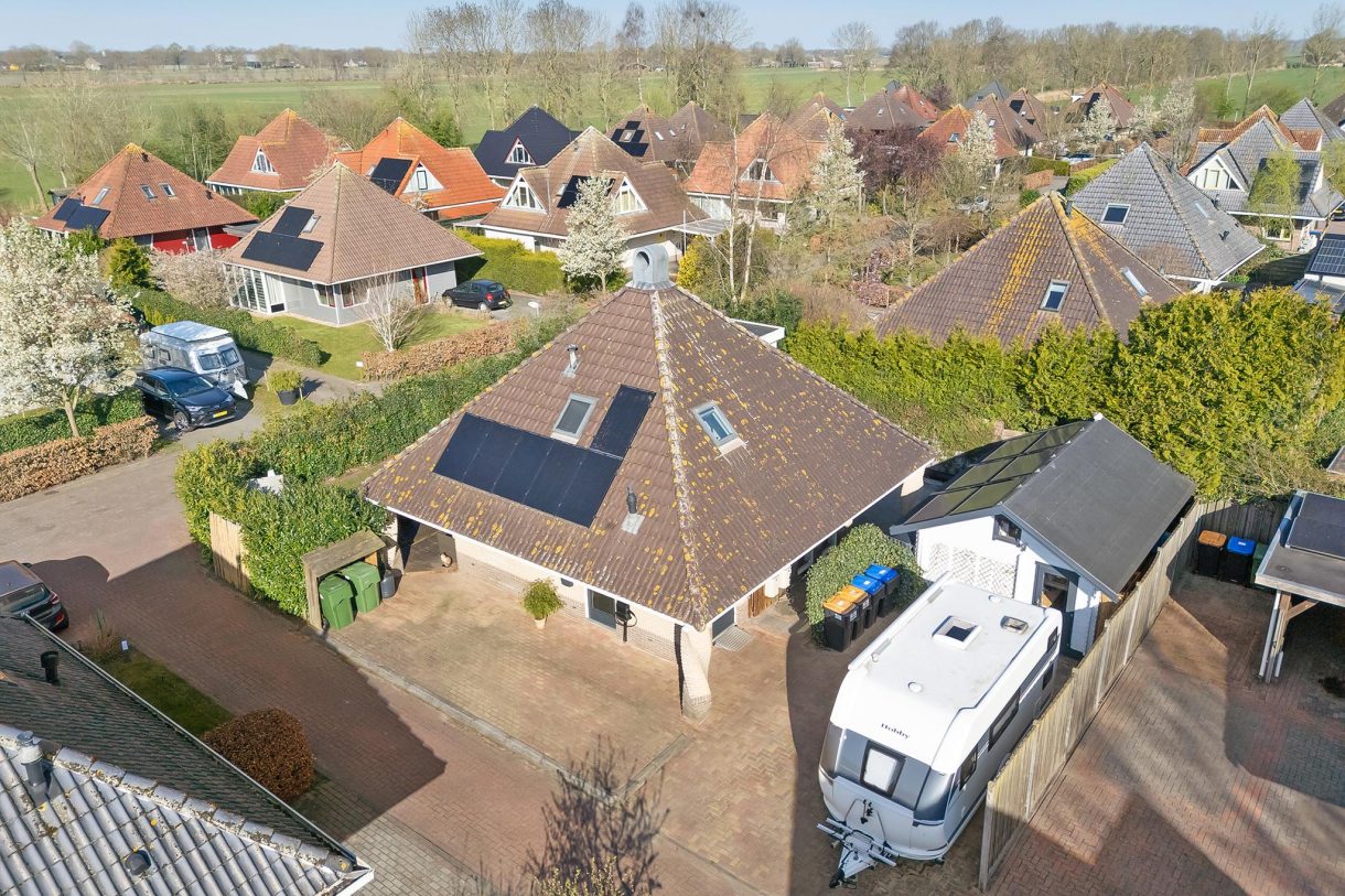 Te koop: Foto Woonhuis aan de Binnenweg 22 in Nijeveen