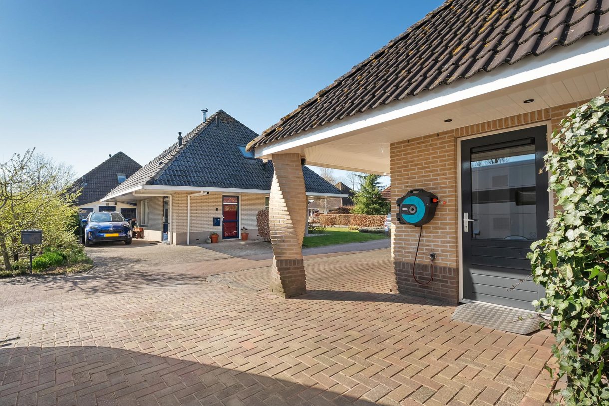 Te koop: Foto Woonhuis aan de Binnenweg 22 in Nijeveen