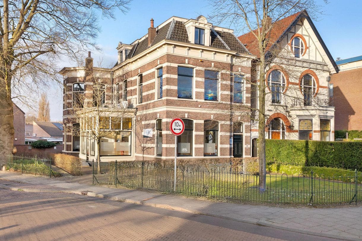 Te koop: Foto Woonhuis aan de Stationsweg 33 in Meppel