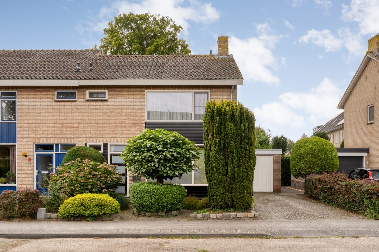 Te koop: Foto Woonhuis aan de Ds. van Halsemastraat 6 in Nijeveen