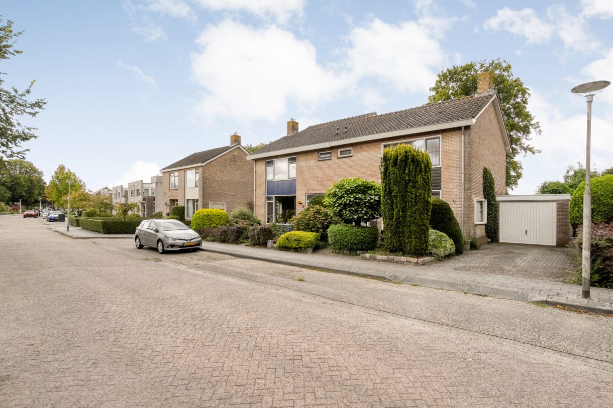 Te koop: Foto Woonhuis aan de Ds. van Halsemastraat 6 in Nijeveen