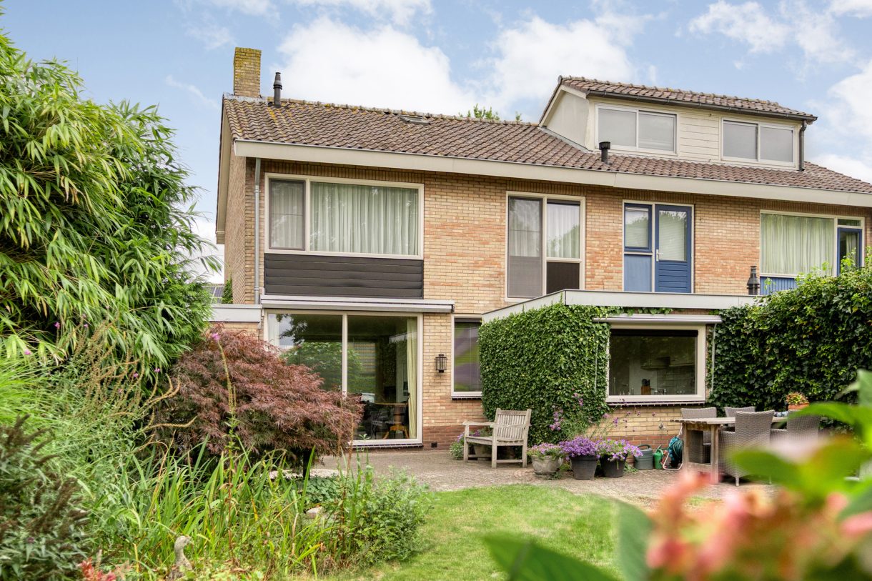 Te koop: Foto Woonhuis aan de Ds. van Halsemastraat 6 in Nijeveen