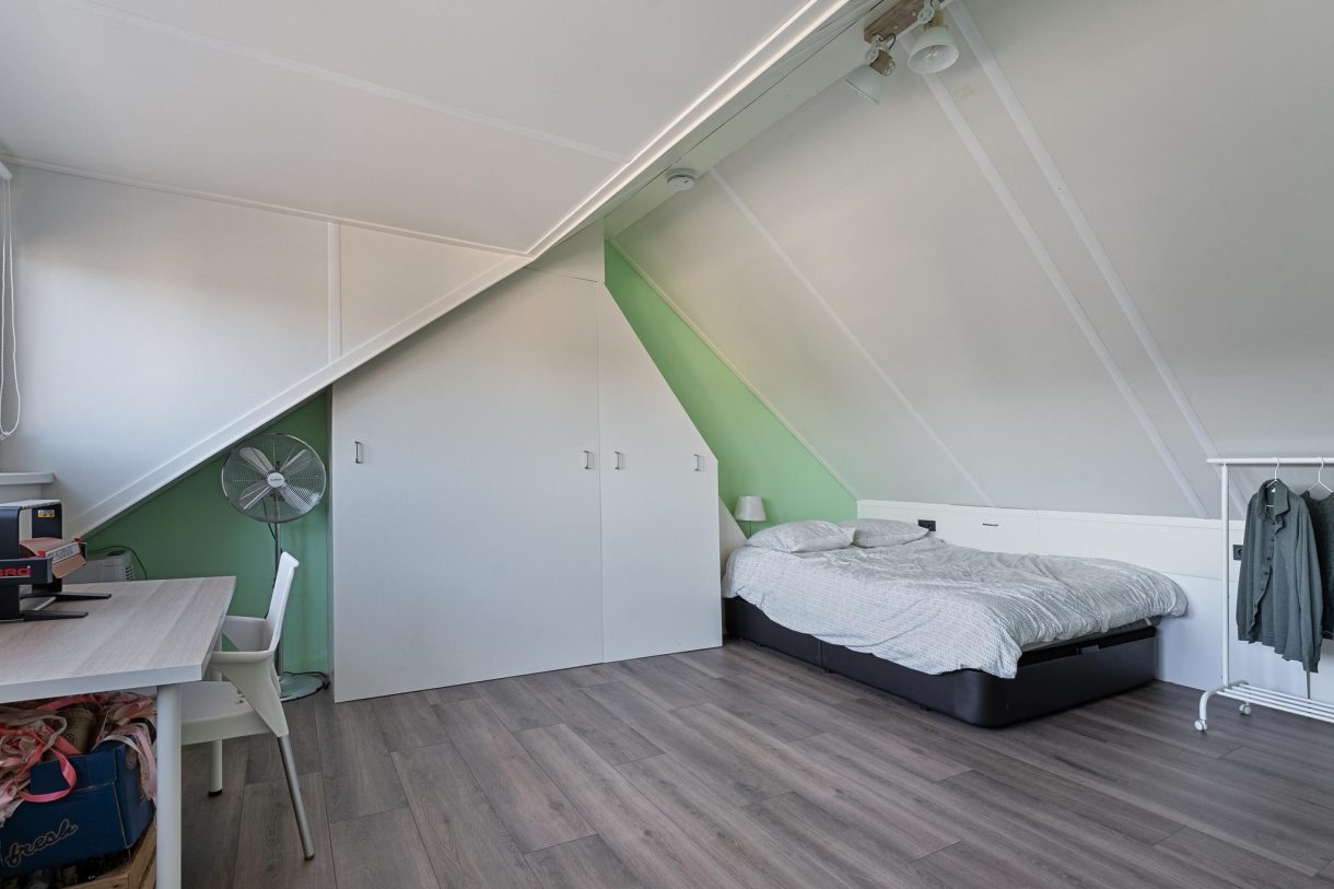 Te koop: Foto Woonhuis aan de Iepenlaan 52 in Rouveen