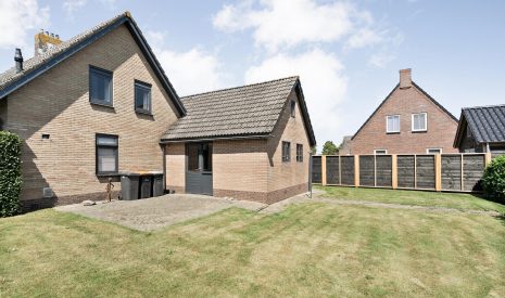 Te koop: Foto Woonhuis aan de Dokter Larijweg 35 in Ruinerwold