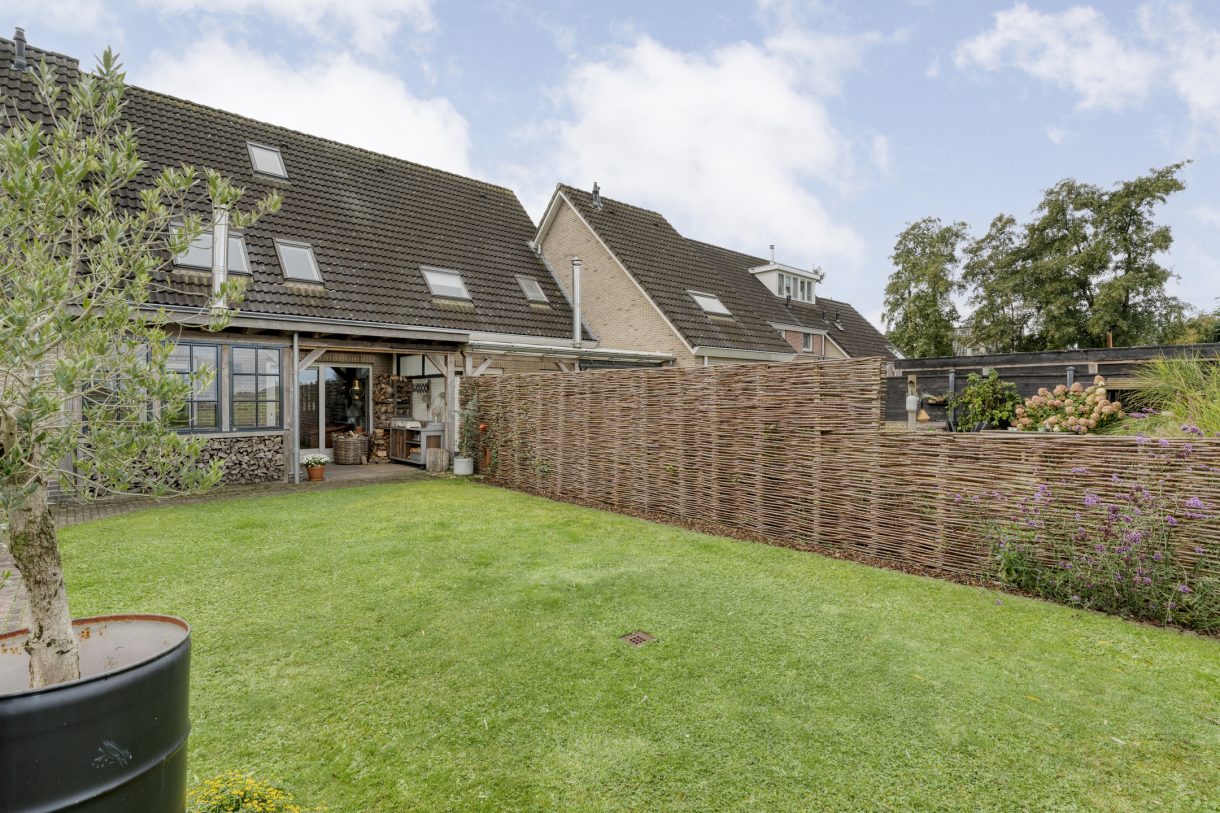 Te koop: Foto Woonhuis aan de De Veurdele 75 in Nijeveen