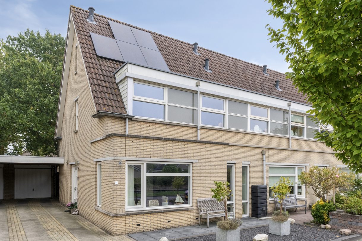 Te koop: Foto Woonhuis aan de 't Heuivak 8 in Nijeveen