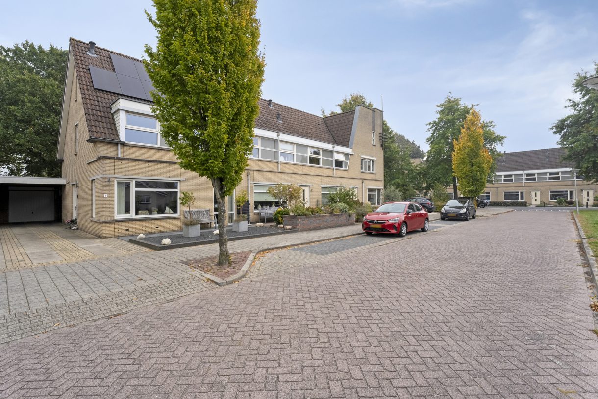 Te koop: Foto Woonhuis aan de 't Heuivak 8 in Nijeveen