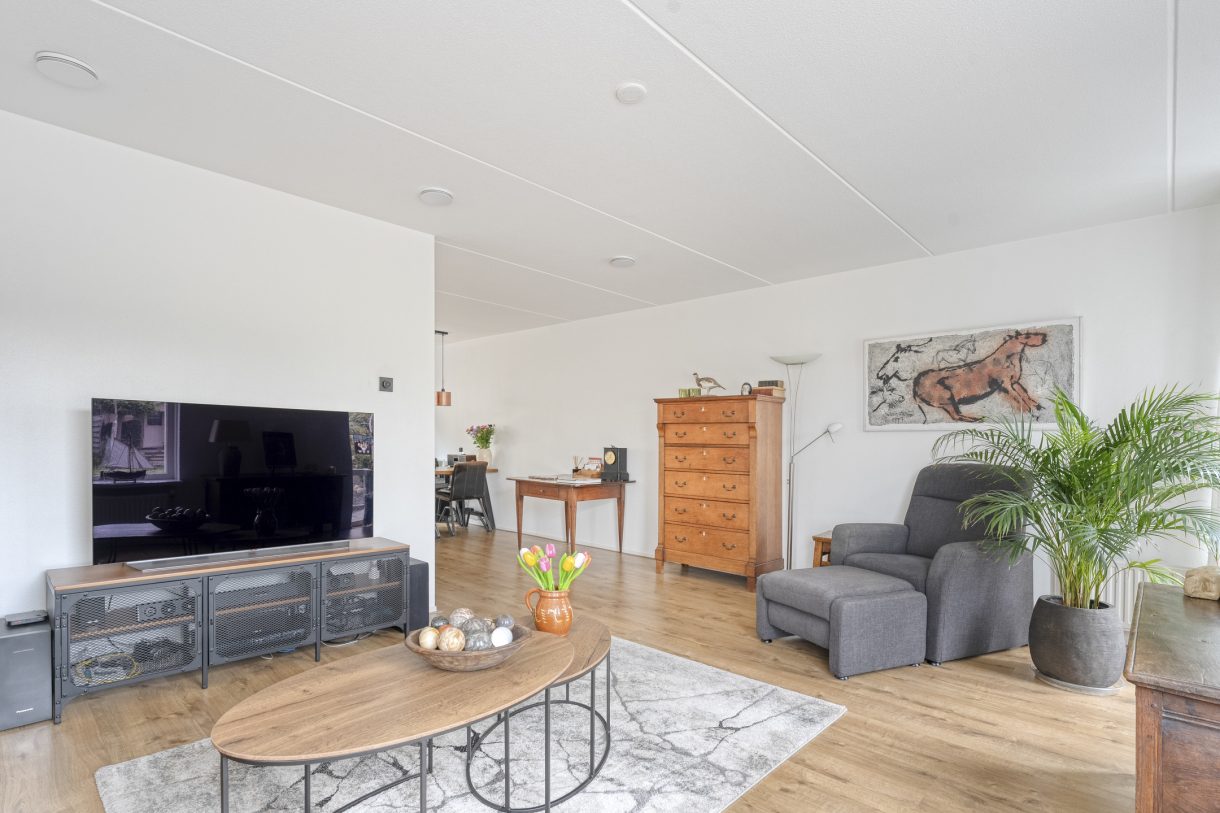 Te koop: Foto Woonhuis aan de 't Heuivak 8 in Nijeveen