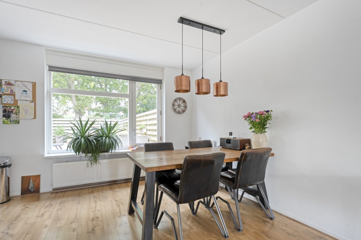 Te koop: Foto Woonhuis aan de 't Heuivak 8 in Nijeveen