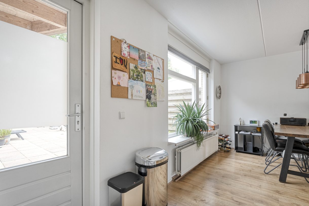 Te koop: Foto Woonhuis aan de 't Heuivak 8 in Nijeveen