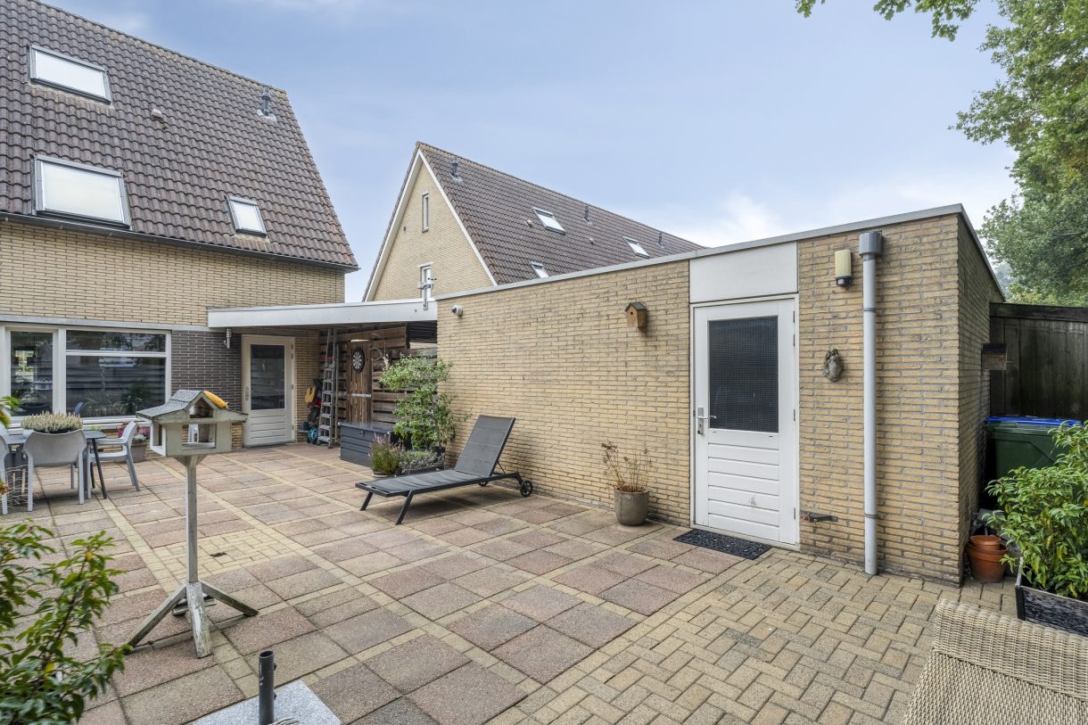 Te koop: Foto Woonhuis aan de 't Heuivak 8 in Nijeveen
